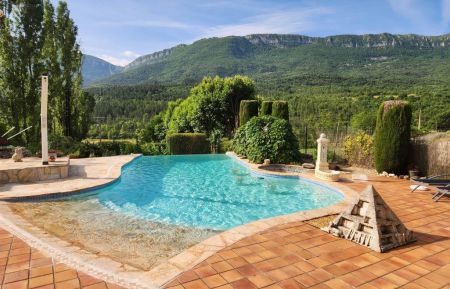 G&icirc;te n&deg;G15074 Noyers-sur-Jabron - Alpes-de-Haute-Provence - photo