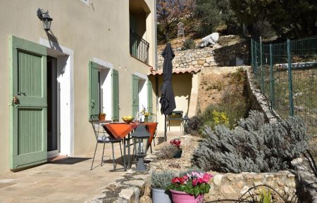 G&icirc;te n&deg;G32258 Moustiers-Sainte-Marie - Alpes-de-Haute-Provence - photo