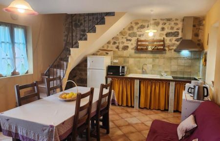G&icirc;te n&deg;G15099 Bayons - Alpes-de-Haute-Provence - photo
