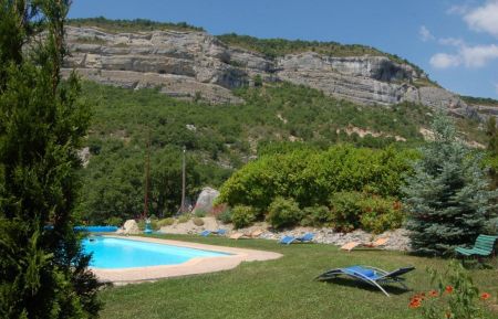 G&icirc;te n&deg;G15136 Entrepierres - Alpes-de-Haute-Provence - photo