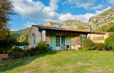 G&icirc;te n&deg;G32105 Moustiers-Sainte-Marie - Alpes-de-Haute-Provence - photo