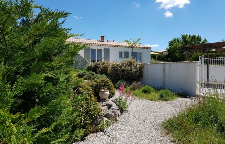 G&icirc;te n&deg;G14455 Saint-Michel-l'Observatoire - Alpes-de-Haute-Provence - photo