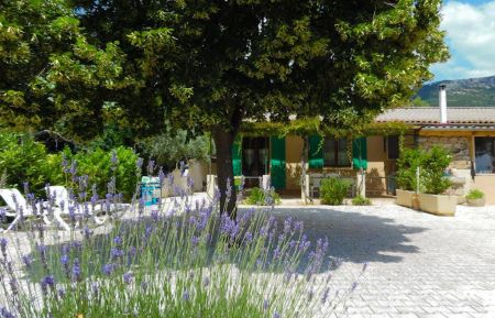 G&icirc;te n&deg;G32348 Moustiers-Sainte-Marie - Alpes-de-Haute-Provence - photo