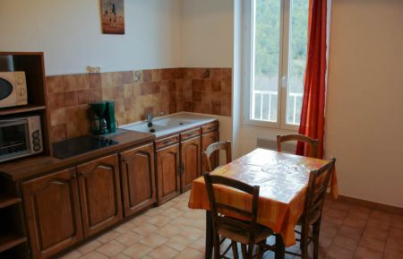 G&icirc;te n&deg;G33019 Vergons - Alpes-de-Haute-Provence - photo