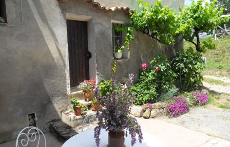 G&icirc;te n&deg;G11390 Aiglun - Alpes-de-Haute-Provence - photo