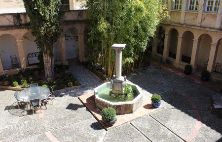 G&icirc;te de groupe n&deg;G325002 Moustiers-Sainte-Marie - Alpes-de-Haute-Provence - photo
