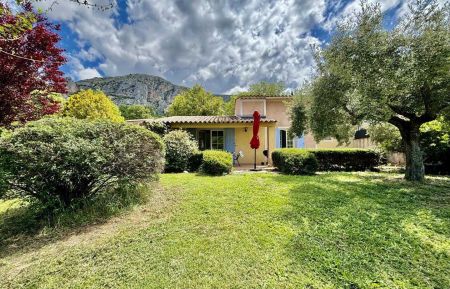 G&icirc;te n&deg;G32325 Moustiers-Sainte-Marie - Alpes-de-Haute-Provence - photo