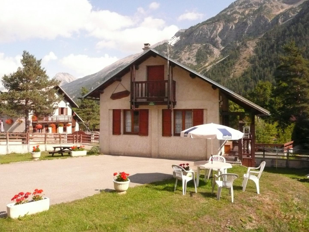 photo 0