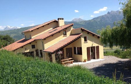 G&icirc;te n&deg;2405 Avan&ccedil;on - Hautes-Alpes - Le g&icirc;te de Paraloup