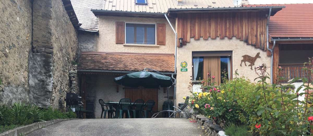 photo 0
