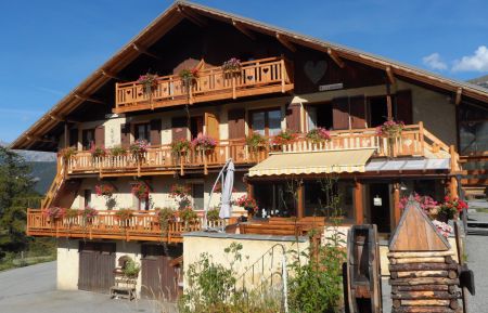 G&icirc;te n&deg;8594 Ch&acirc;teau-Ville-Vieille - Hautes-Alpes - photo
