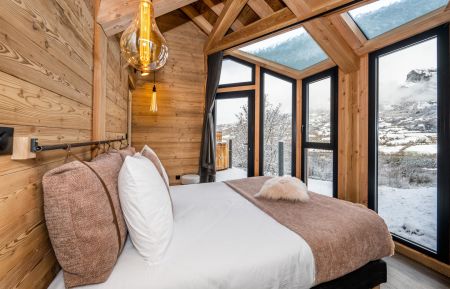 G&icirc;te n&deg;5068 Saint-Jean-Saint-Nicolas - Hautes-Alpes - photo