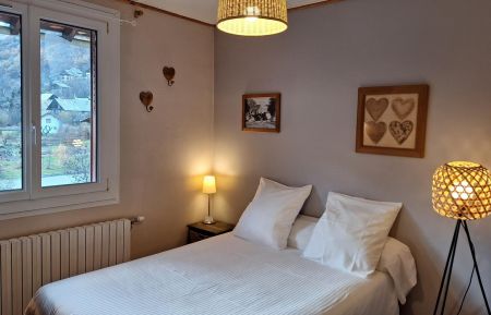 G&icirc;te n&deg;9701 Vallouise-Pelvoux - Hautes-Alpes - Chambre n&deg;20
Chambre double
1lit double
avec douche et toilette privatifs