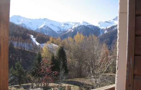 G&icirc;te n&deg;8668 Molines-en-Queyras - Hautes-Alpes - vue balcon