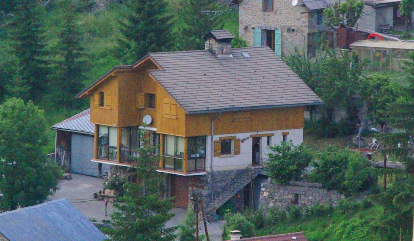 photo 0