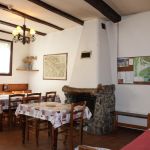 G&icirc;te d'Etape/Groupe La Rougui&egrave;re - Pi&egrave;ce de vie - Saint-Martin-V&eacute;subie - G&icirc;tes de France Alpes-Maritimes