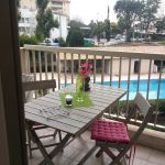 Balcon/terrasse avec vue piscine de la copropri&eacute;t&eacute; - CityBreak Le Juan Luc &agrave; Antibes-Juan-les-Pins - G&icirc;tes de France Alpes-Maritimes