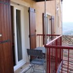 L'Escaou Un-Balcon-Chambre 2-Coursegoules-Gîtes de France Alpes Maritimes L'Escaou Un-Balcon-Chambre 2-Coursegoules-Gîtes de France Alpes Maritimes
