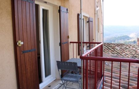 L'Escaou Un-Balcon-Chambre 2-Coursegoules-Gîtes de France Alpes Maritimes Gîte n°1138 Coursegoules - Alpes-Maritimes - L'Escaou Un-Balcon-Chambre 2-Coursegoules-Gîtes de France Alpes Maritimes