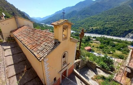 Chapelle/ &eacute;glise2098 Tou&euml;t-sur-Var - Alpes-Maritimes - Chapelle Saint-Jean-Touet-Sur-Var-G&icirc;tes de France des Alpes-Maritimes