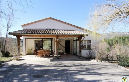 G&icirc;te n&deg;G27999 Barsac - Dr&ocirc;me - photo