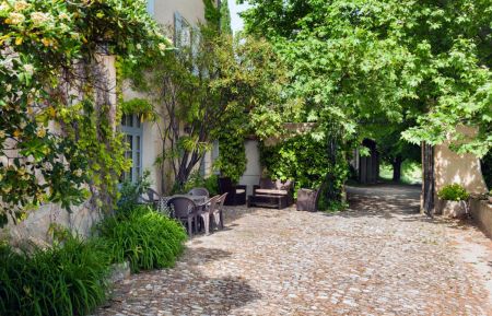 G&icirc;te n&deg;G220400 Nyons - Dr&ocirc;me - photo