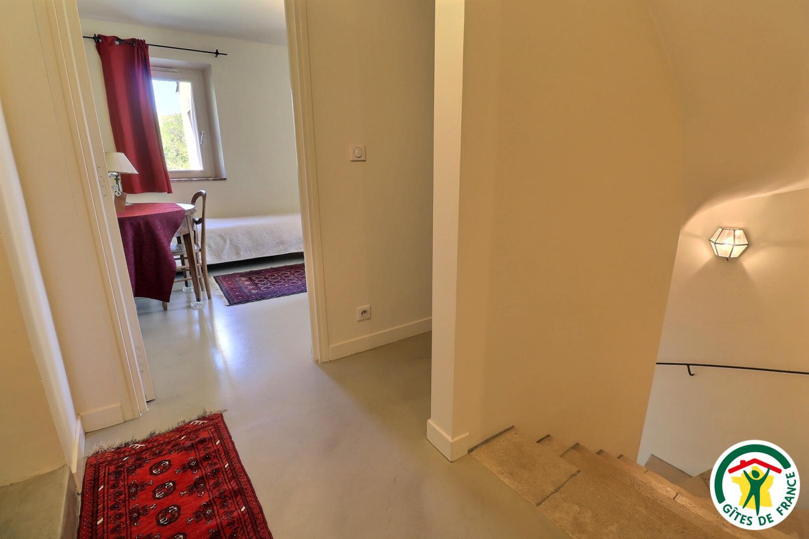 Pallier des chambres DRÔME ET ALSACE ainsi que l'accès à la salle d'activités photo 26