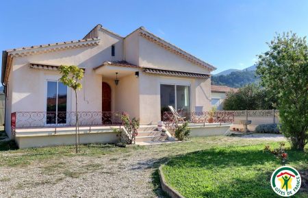 G&icirc;te n&deg;G220020 Nyons - Dr&ocirc;me - photo
