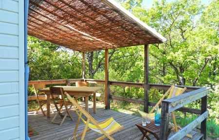 Intimité pour les repas et l'apero Chalet/BungalowG13004 Arpavon - Drôme - Intimité pour les repas et l'apero