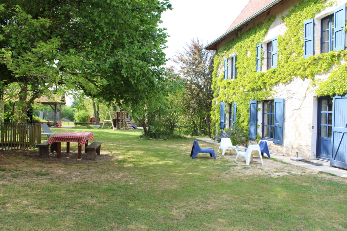 photo 0