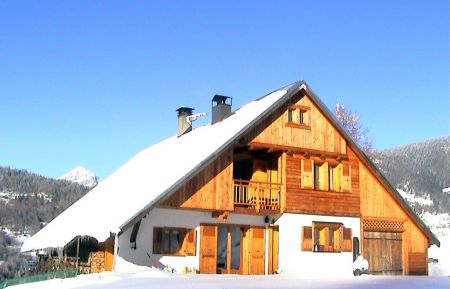 G&icirc;te n&deg;73G211128 Queige - Savoie - En hiver