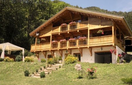 G&icirc;te n&deg;73G317113 Villard-sur-Doron - Savoie - Vue ext&eacute;rieure