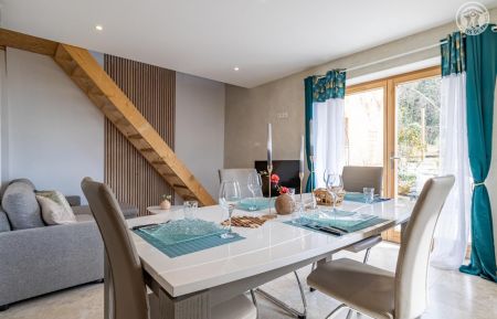 G&icirc;te n&deg;73G236110 Saint-Genix-les-Villages - Savoie - photo