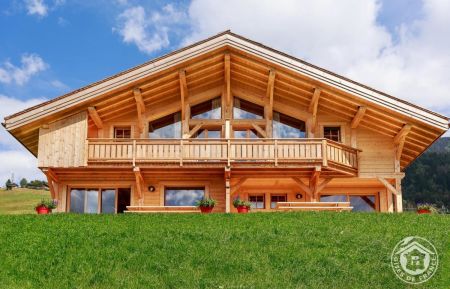 G&icirc;te n&deg;73G34211 Beaufort - Savoie - G&icirc;te dans la moiti&eacute; droite de la maison