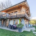 Le gîte avec sa terrasse privative Le gîte avec sa terrasse privative