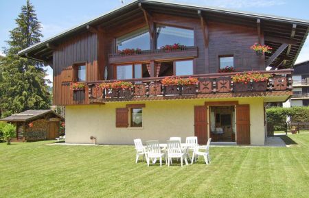 G&icirc;te n&deg;173064 Meg&egrave;ve - Haute-Savoie - photo